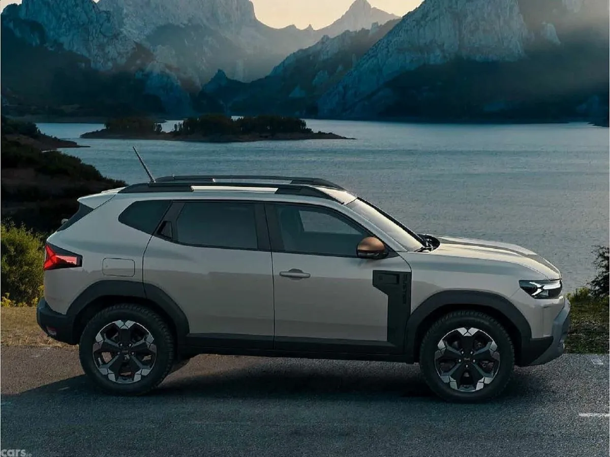 Dacia Duster SUV, Petrol Hybrid, 2027, 