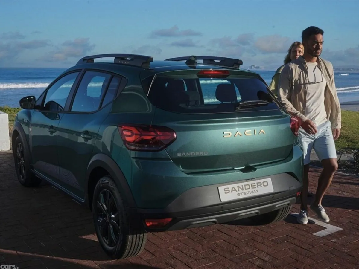 Dacia Sandero Stepway SUV, Petrol, 2027, 