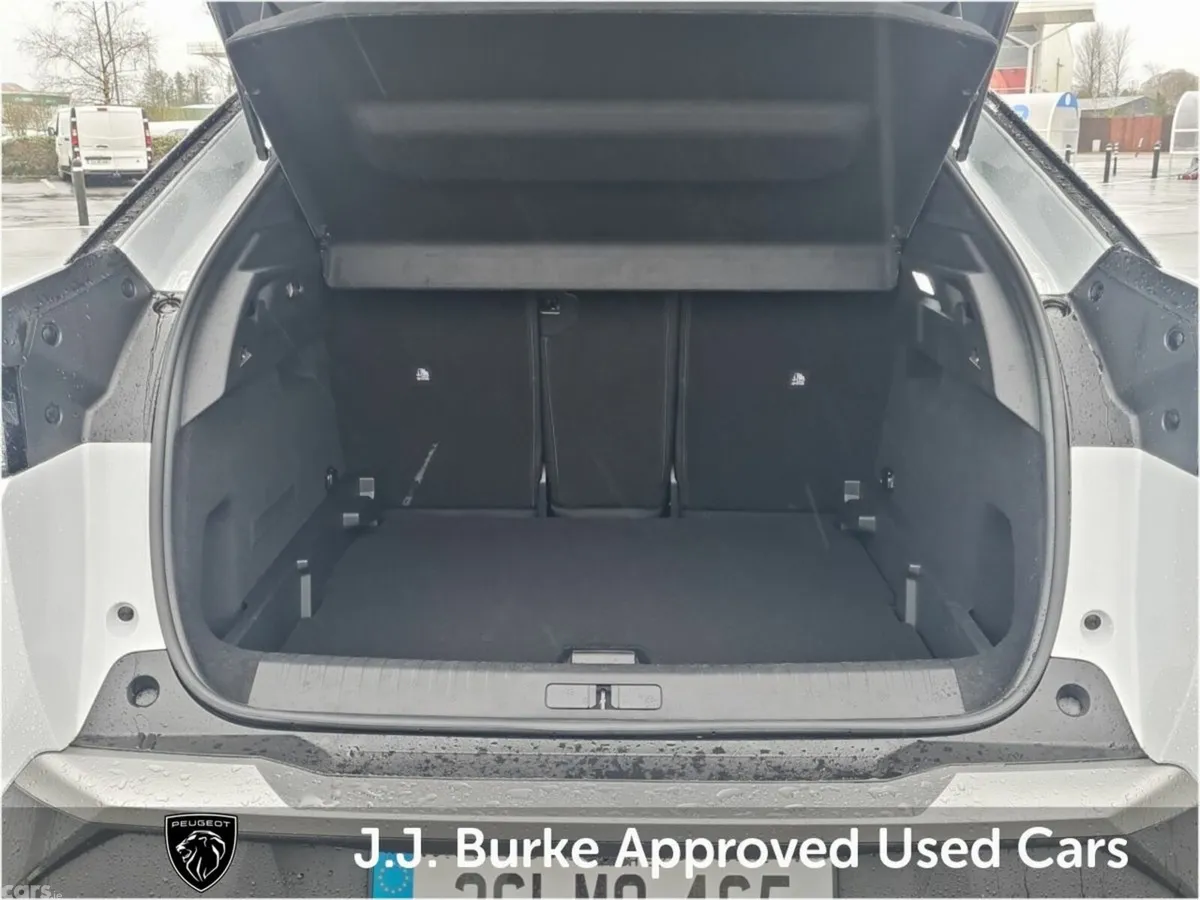 Peugeot 3008 SUV, Petrol Hybrid, 2026, White