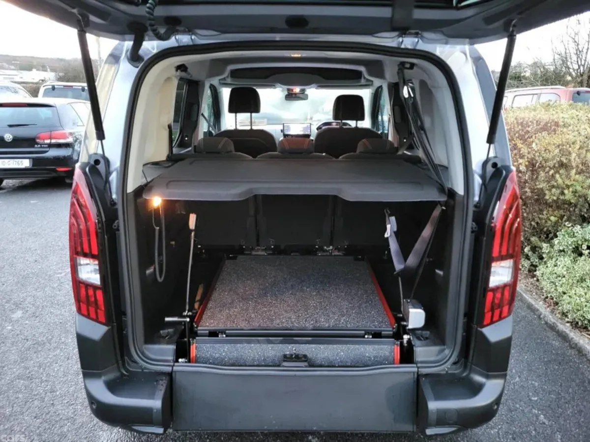 Peugeot Rifter MPV, Diesel, 2026, Grey