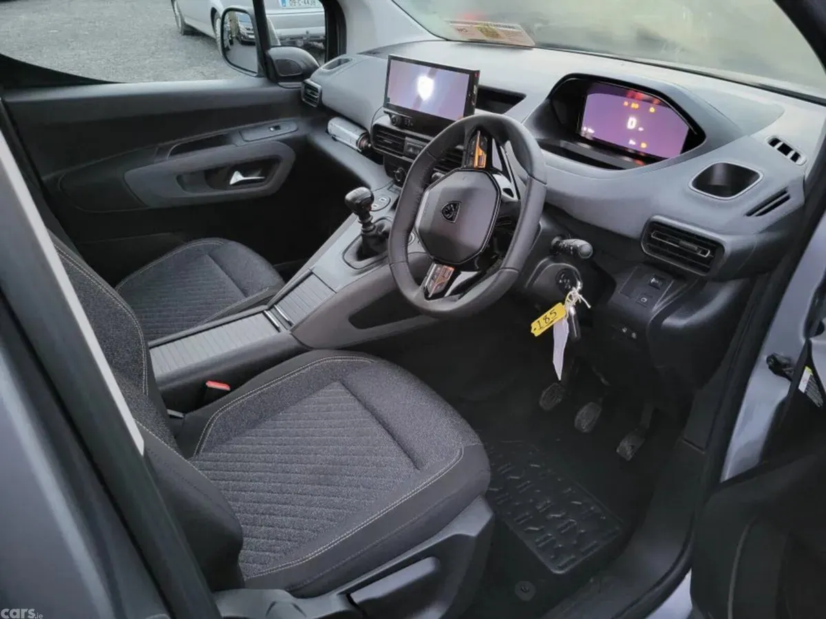Peugeot Rifter MPV, Diesel, 2026, Grey