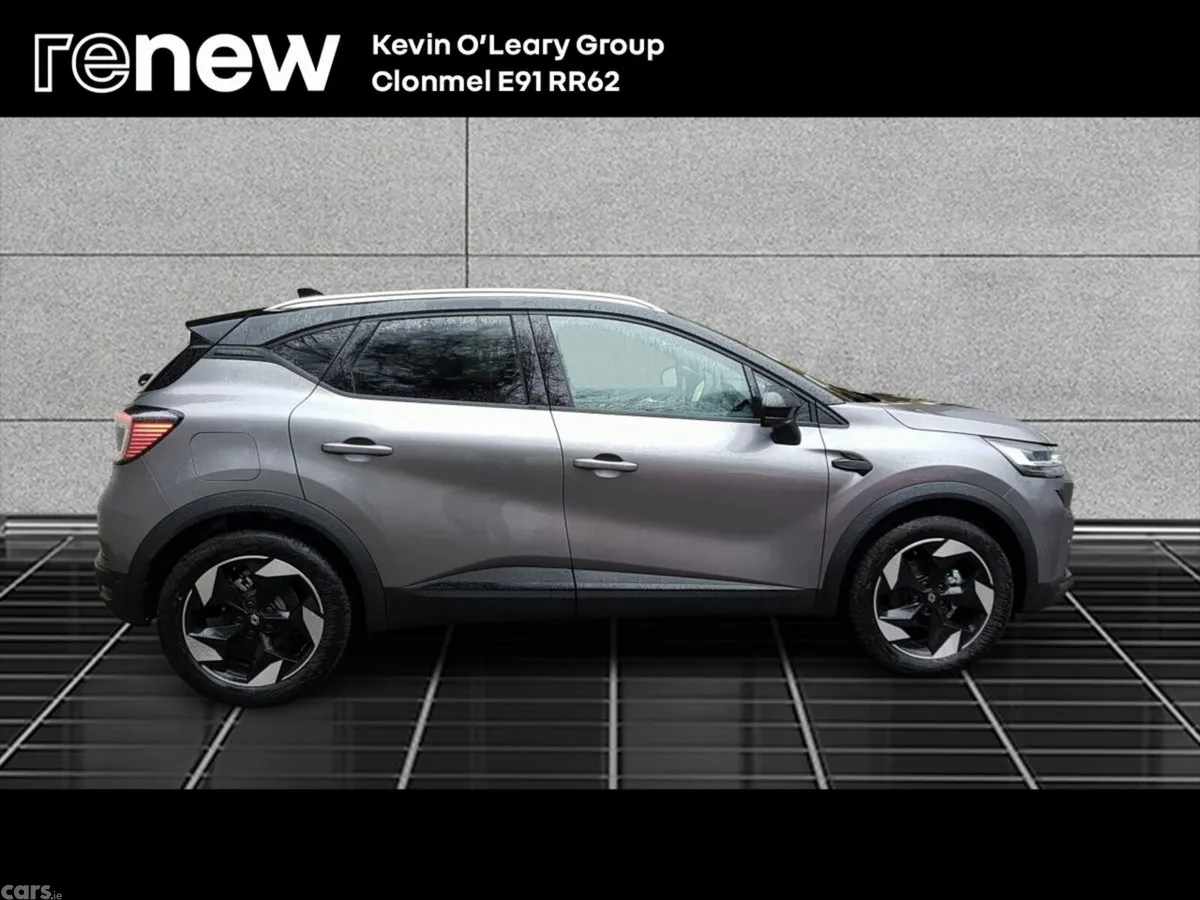 Renault Captur SUV, Petrol, 2026, Grey