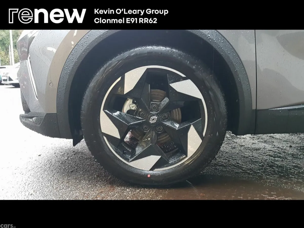 Renault Captur SUV, Petrol, 2026, Grey