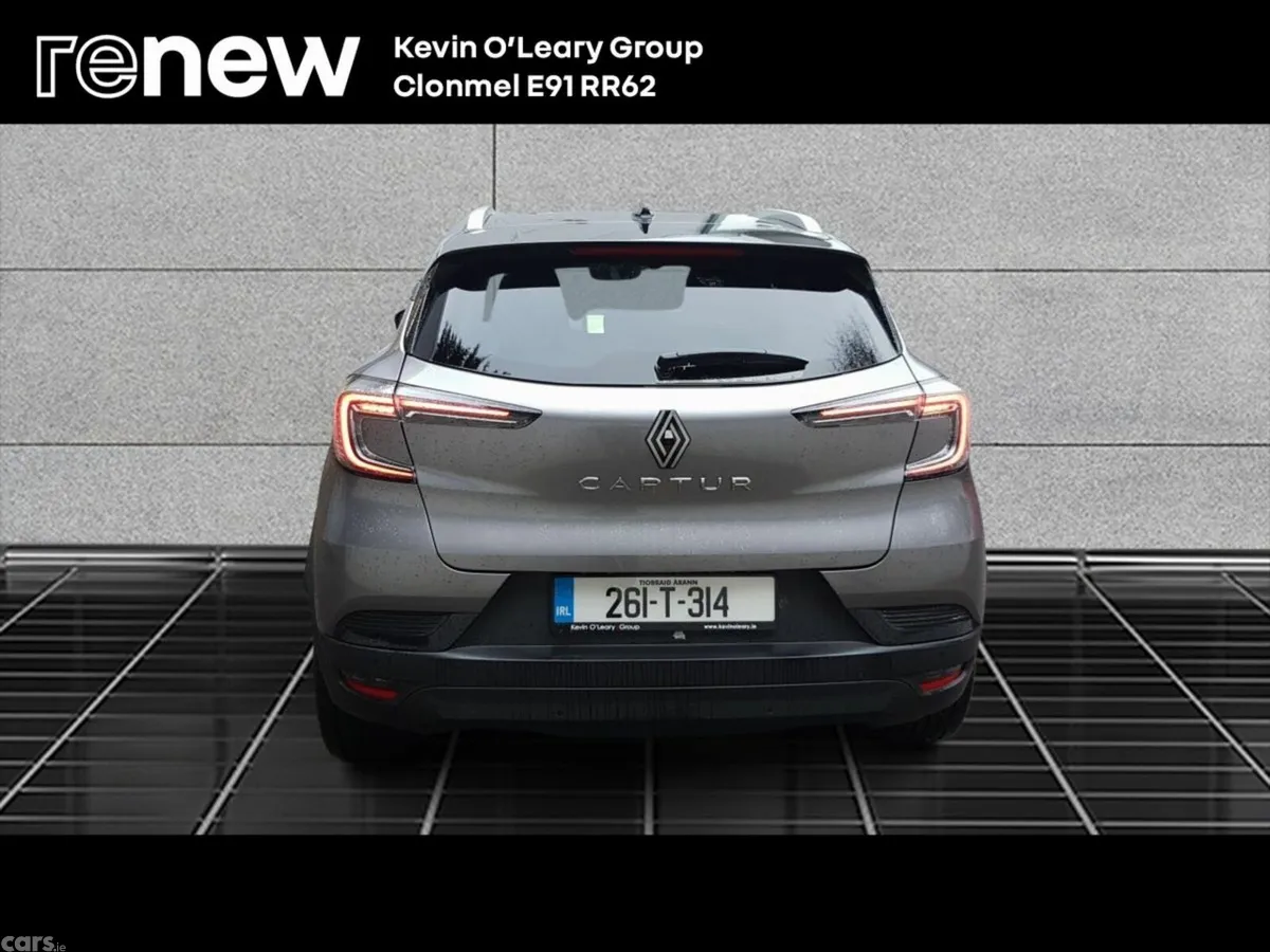 Renault Captur SUV, Petrol, 2026, Grey