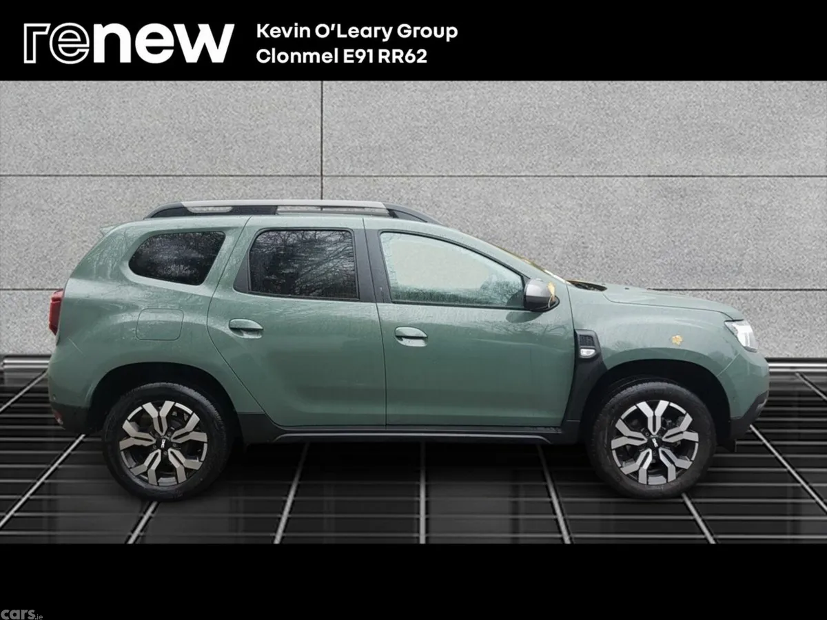 Dacia Duster SUV, Petrol, 2023, Grey