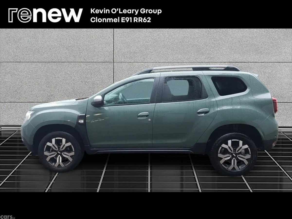 Dacia Duster SUV, Petrol, 2023, Grey