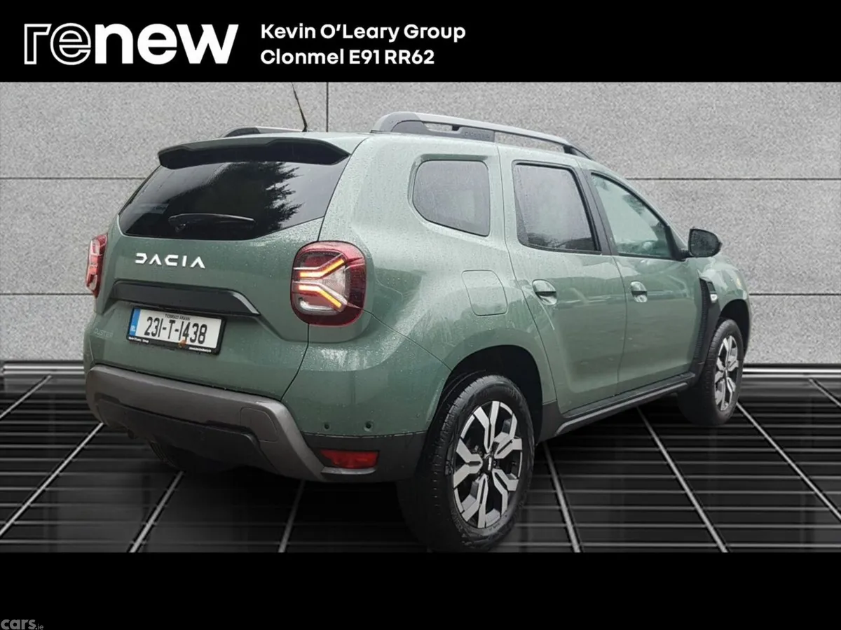 Dacia Duster SUV, Petrol, 2023, Grey
