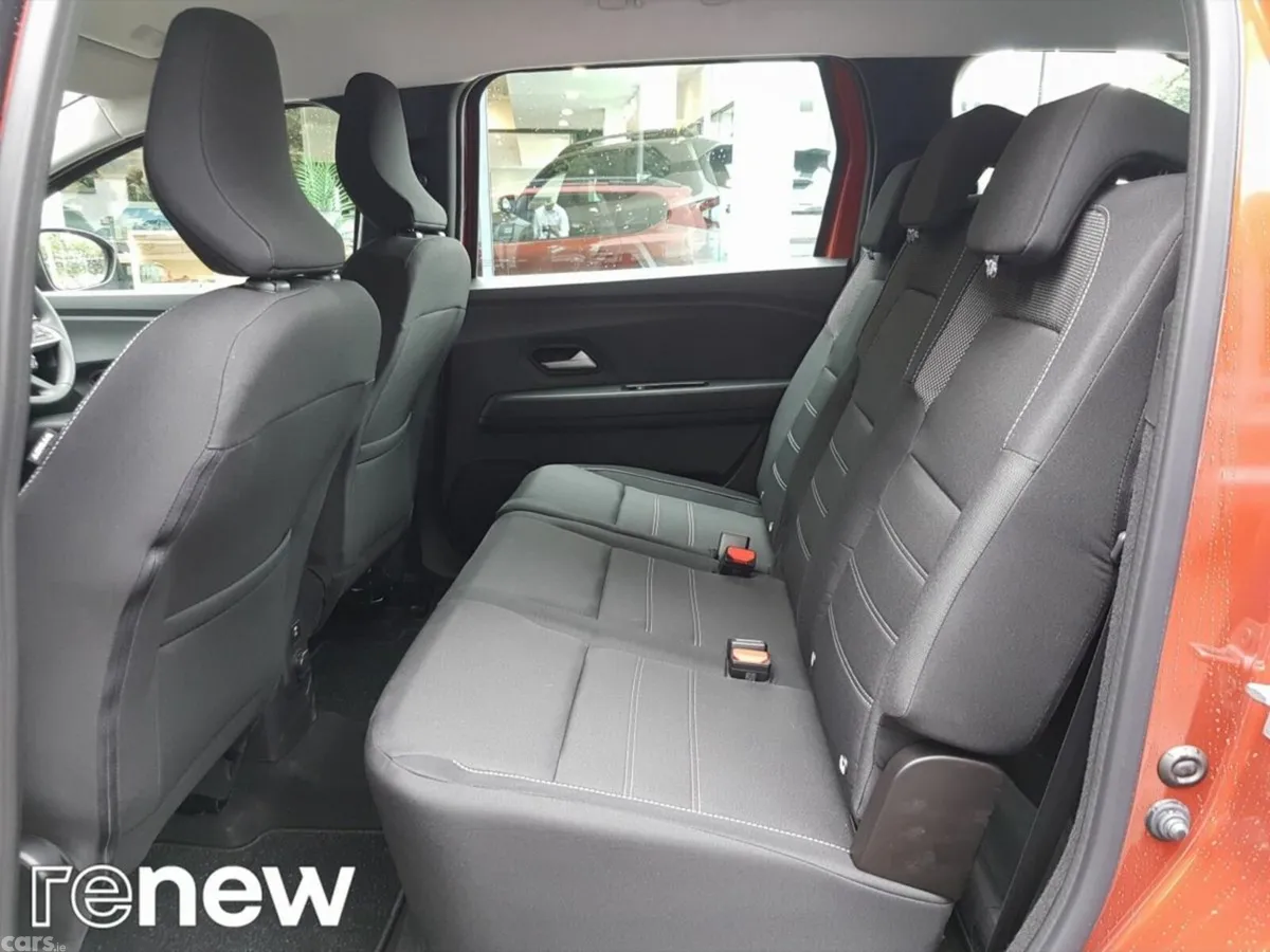 Dacia Jogger MPV, Petrol, 2025, Brown