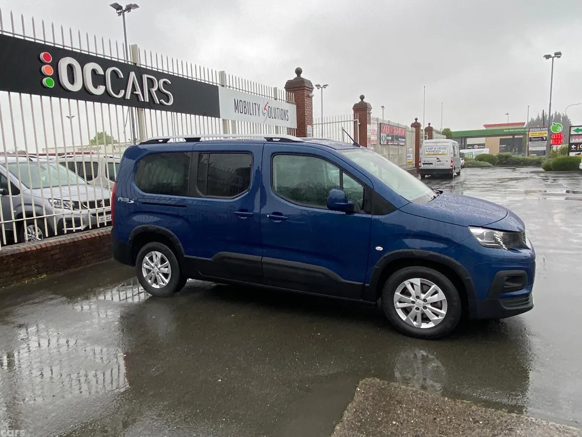 Peugeot Rifter MPV, Diesel, 2023, Blue