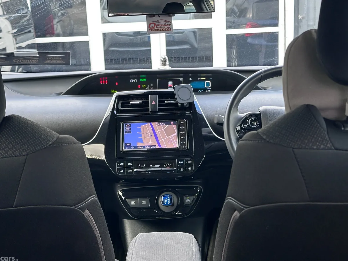 Toyota Prius Hatchback, Petrol Hybrid, 2021, White