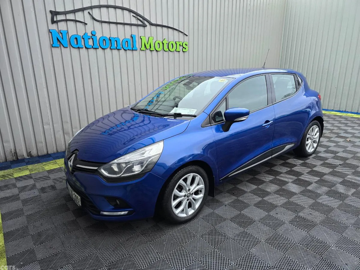 Renault Clio Hatchback, Diesel, 2019, Blue