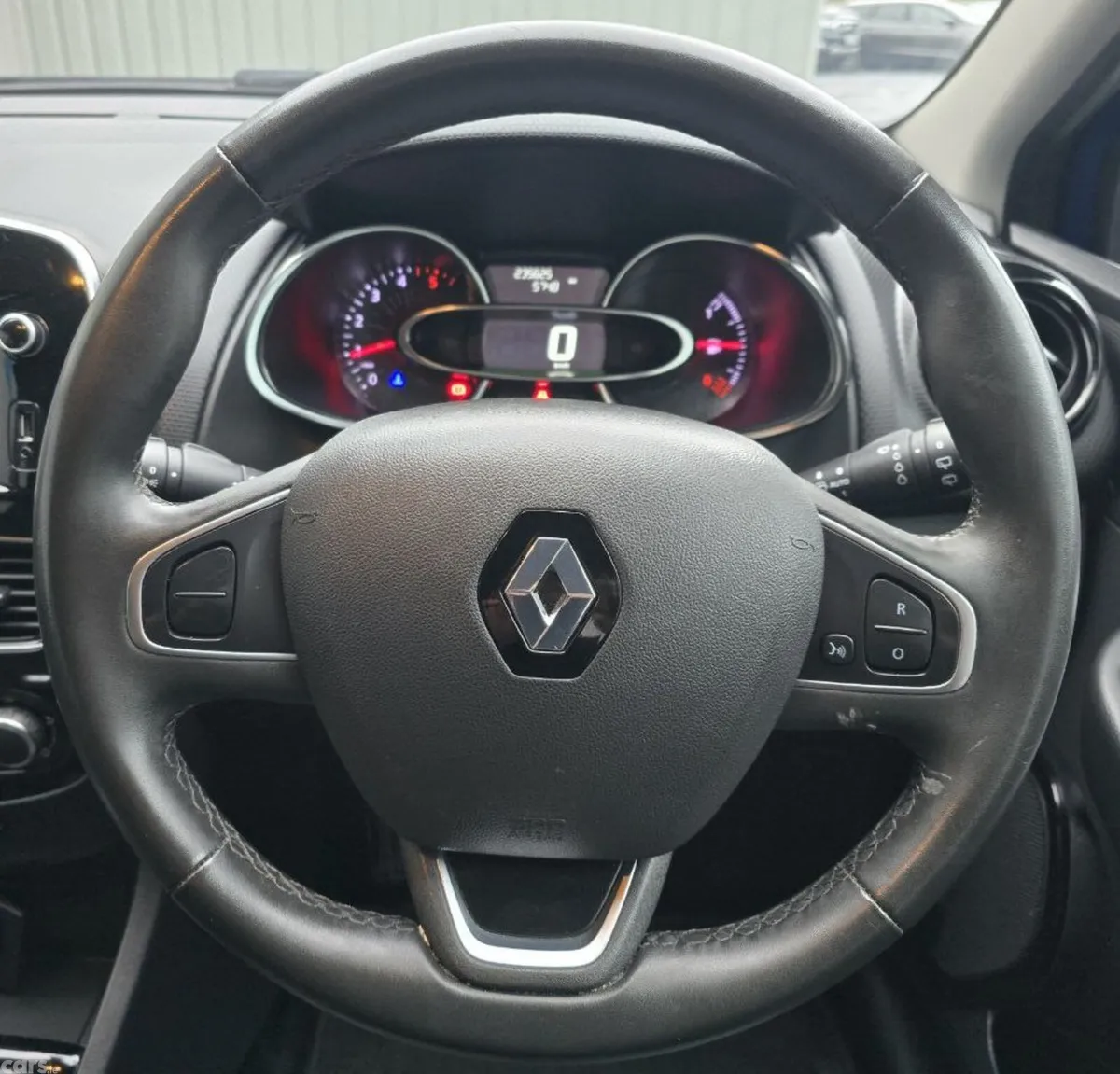 Renault Clio Hatchback, Diesel, 2019, Blue