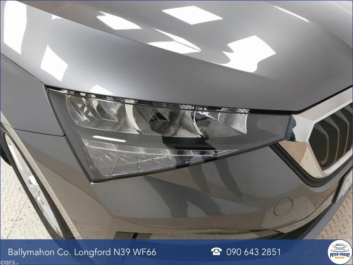 Skoda Scala Hatchback, Petrol, 2023, Grey