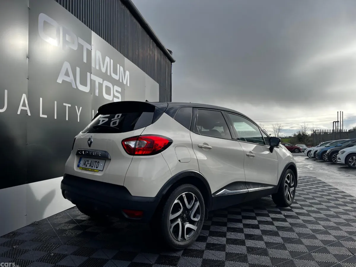 Renault Captur Hatchback, Petrol, 2014, White