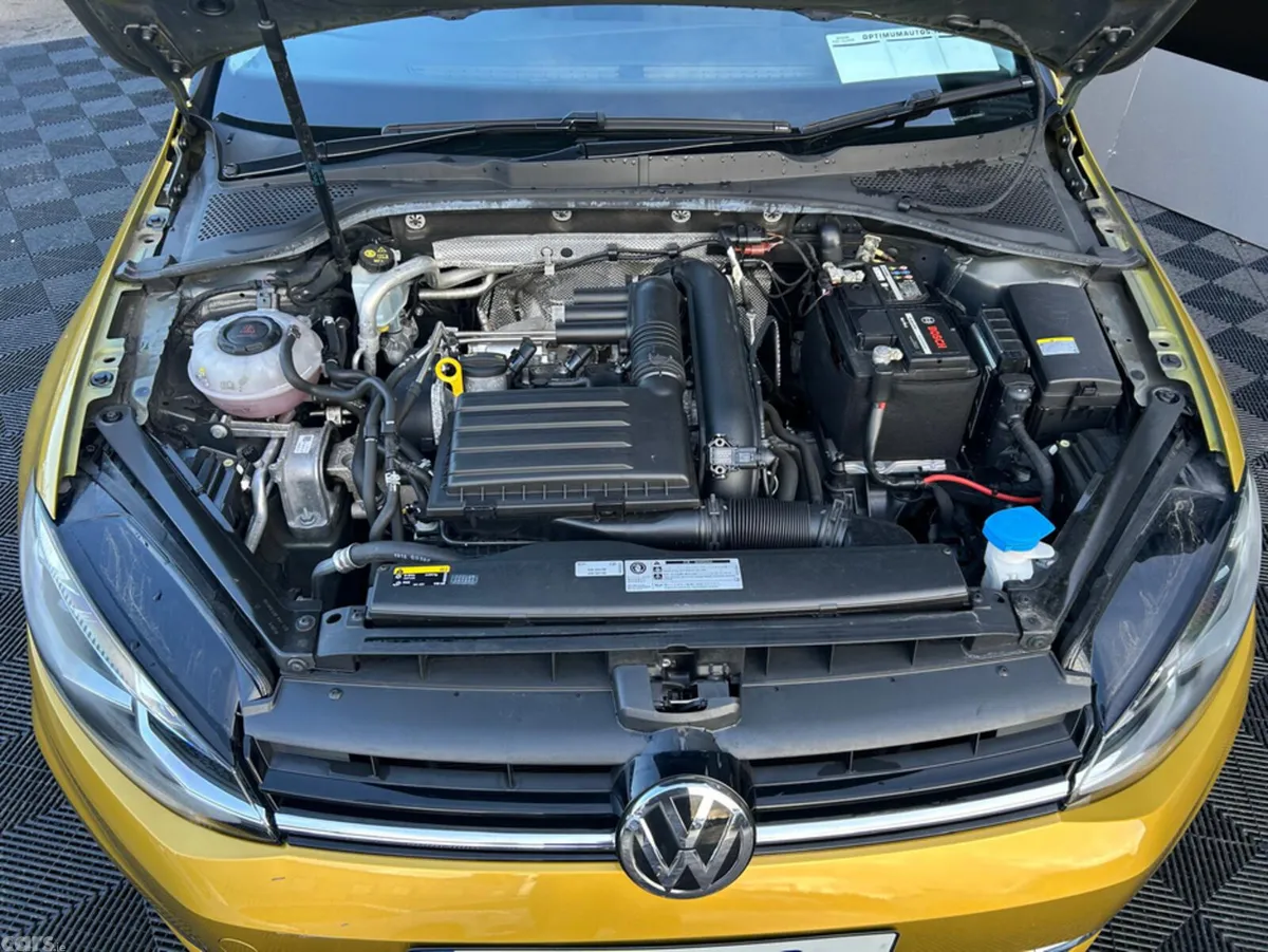 Volkswagen Golf Hatchback, Petrol, 2019, Gold
