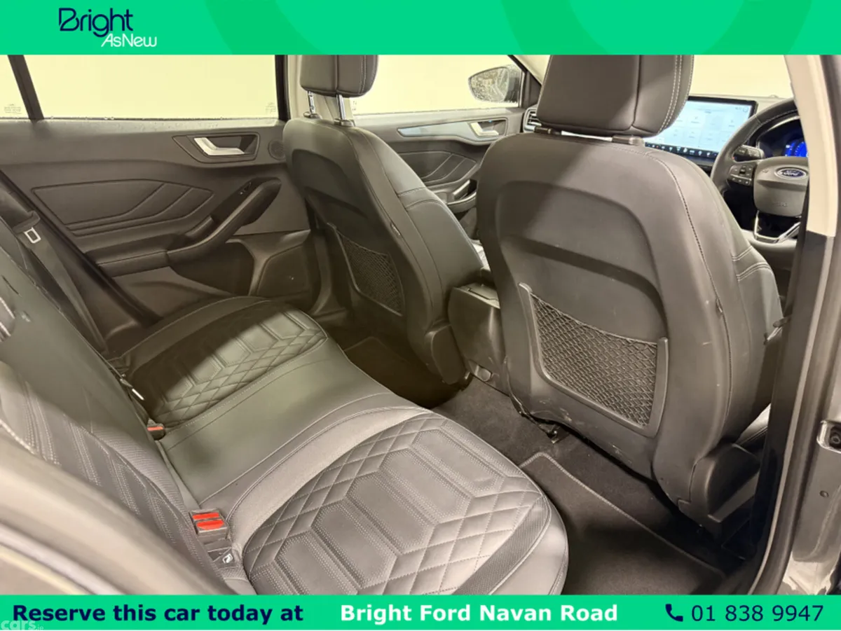 Ford Focus Estate, Petrol Hybrid, 2023, Grey