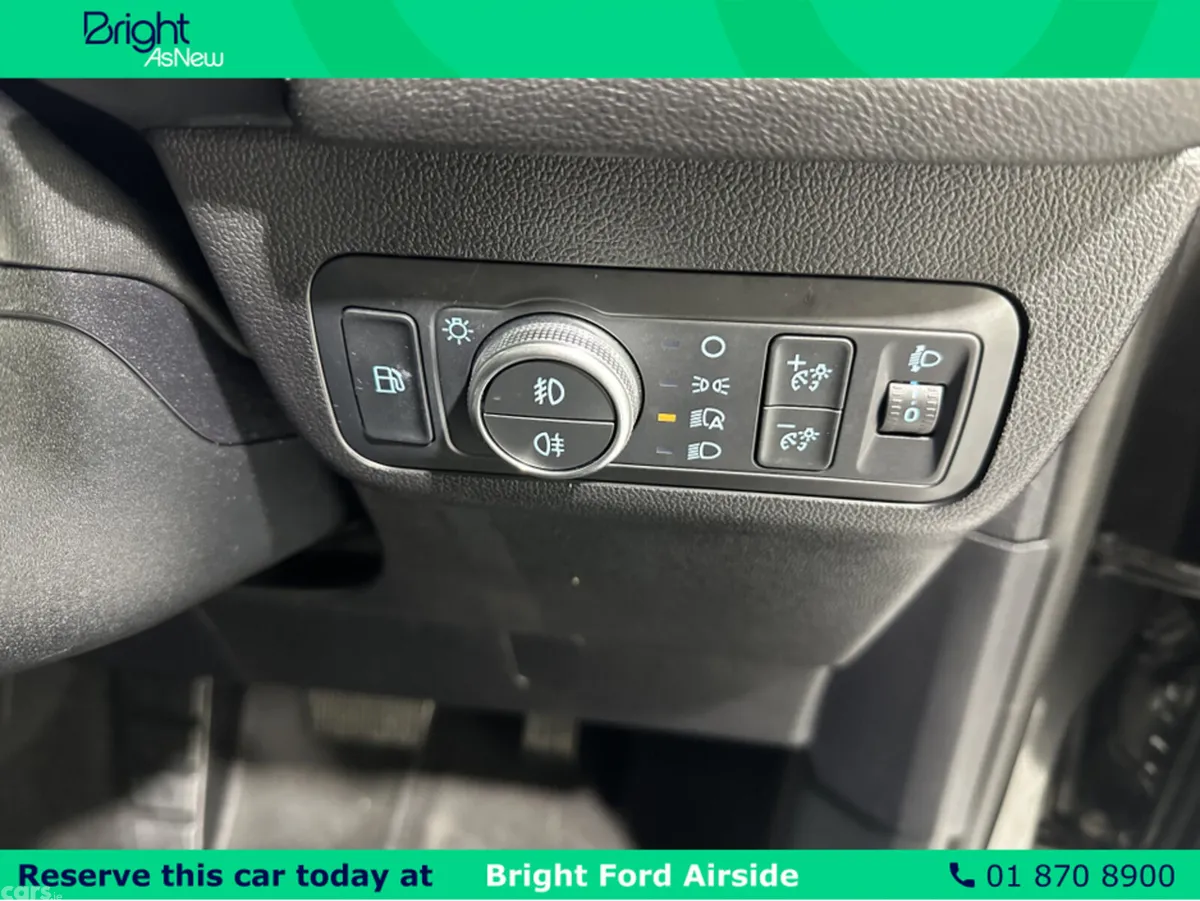Ford Kuga MPV, Petrol Plug-in Hybrid, 2023, Grey