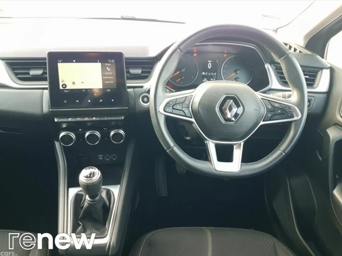 Renault Captur Hatchback, Petrol, 2021, Grey