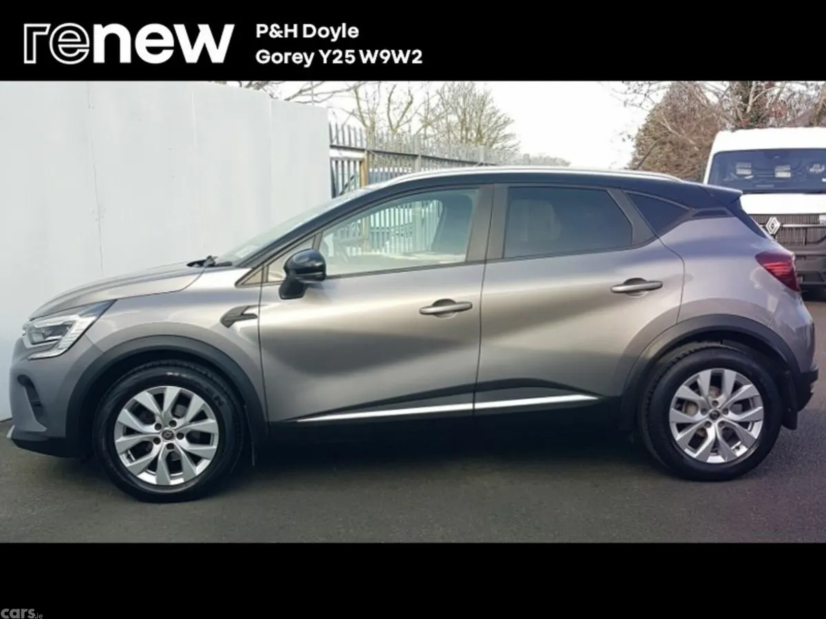 Renault Captur Hatchback, Petrol, 2021, Grey
