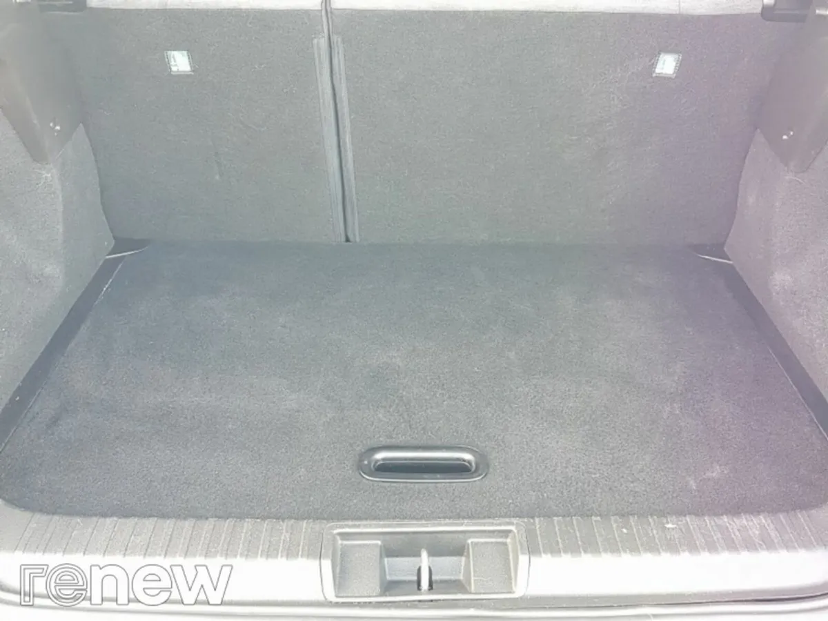 Renault Captur Hatchback, Petrol, 2021, Grey