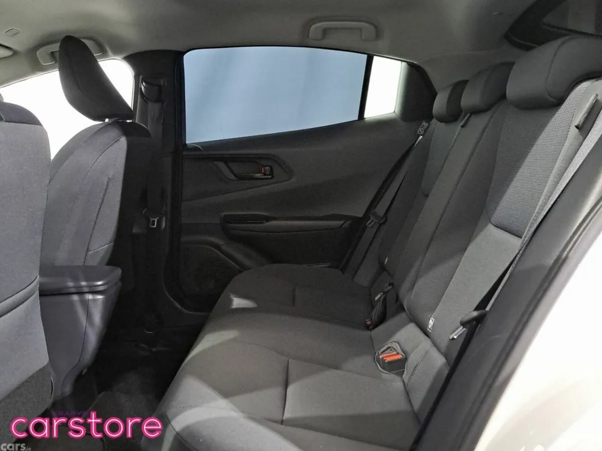 Toyota Prius Hatchback, Petrol Hybrid, 2024, White