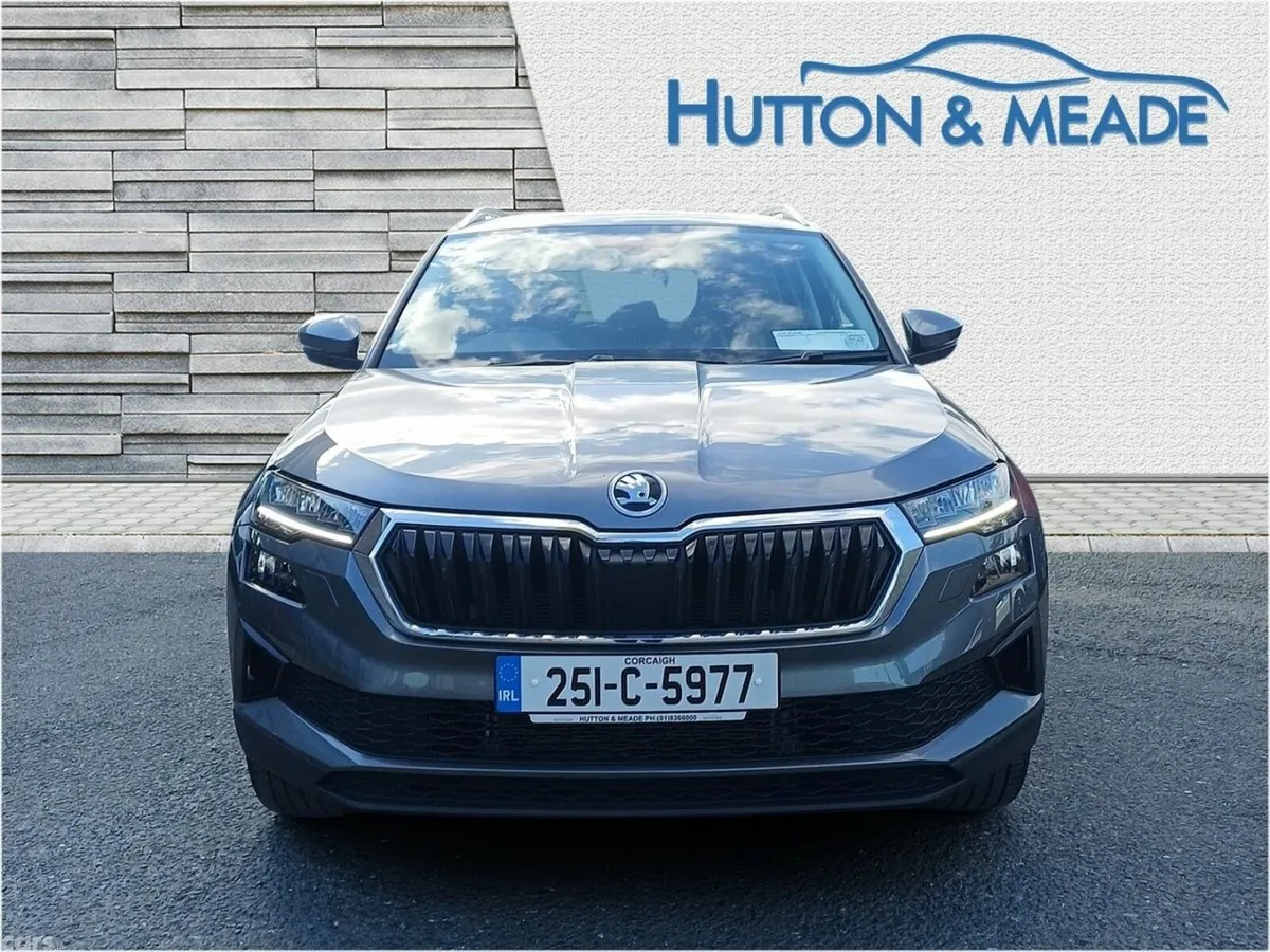 Skoda Karoq SUV, Petrol, 2025, Grey