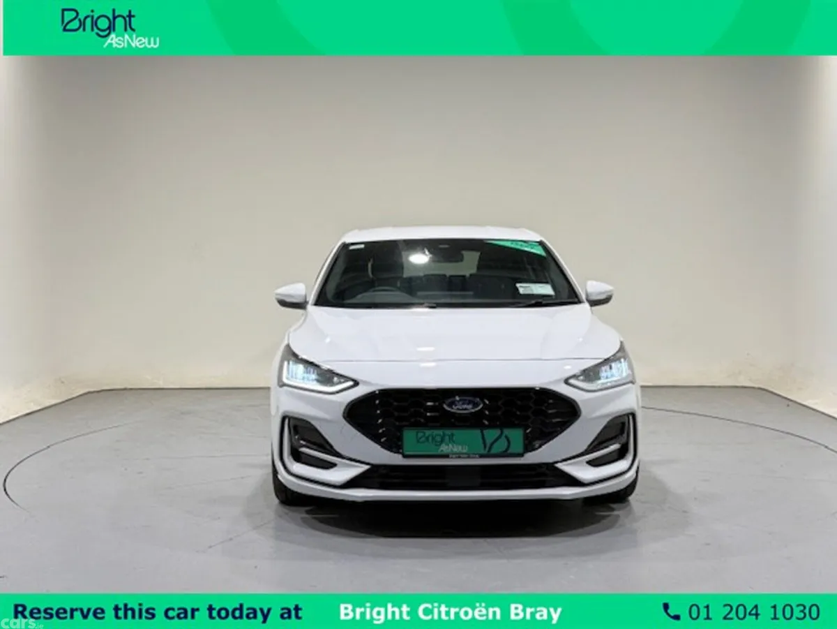 Ford Focus Hatchback, Petrol, 2024, White