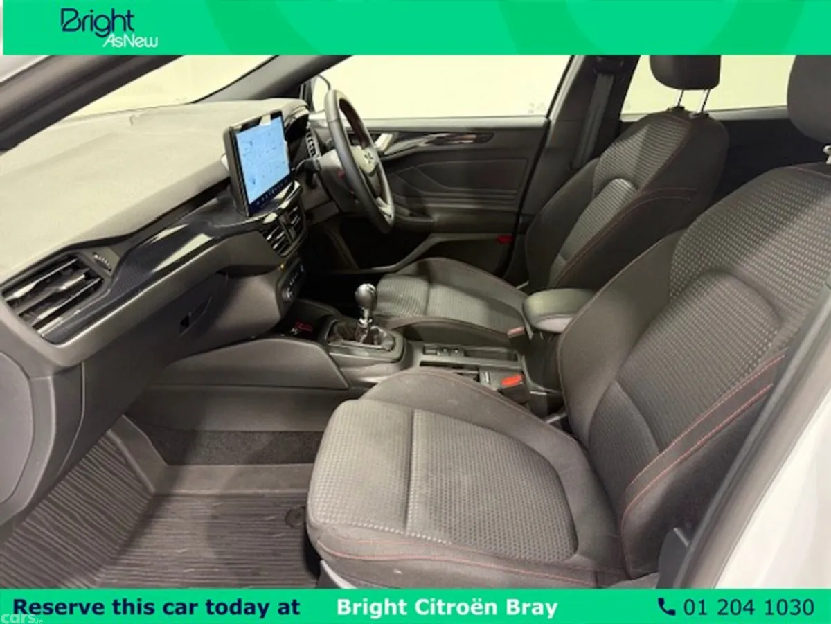 Ford Focus Hatchback, Petrol, 2024, White