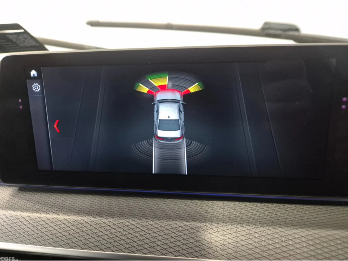 BMW 5-Series Saloon, Petrol Plug-in Hybrid, 2017, Blue