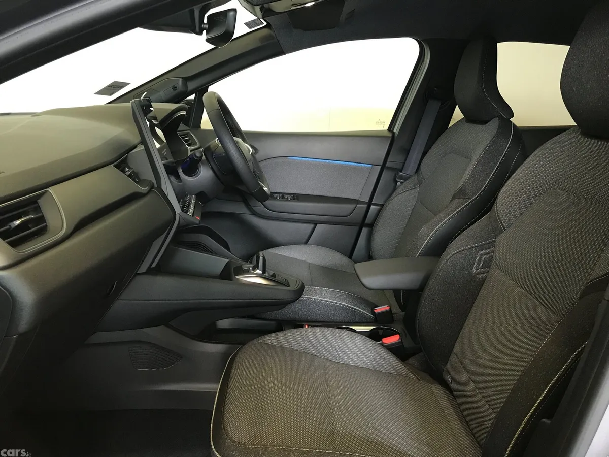 Renault Symbioz Hatchback, Petrol Hybrid, 2026, Grey
