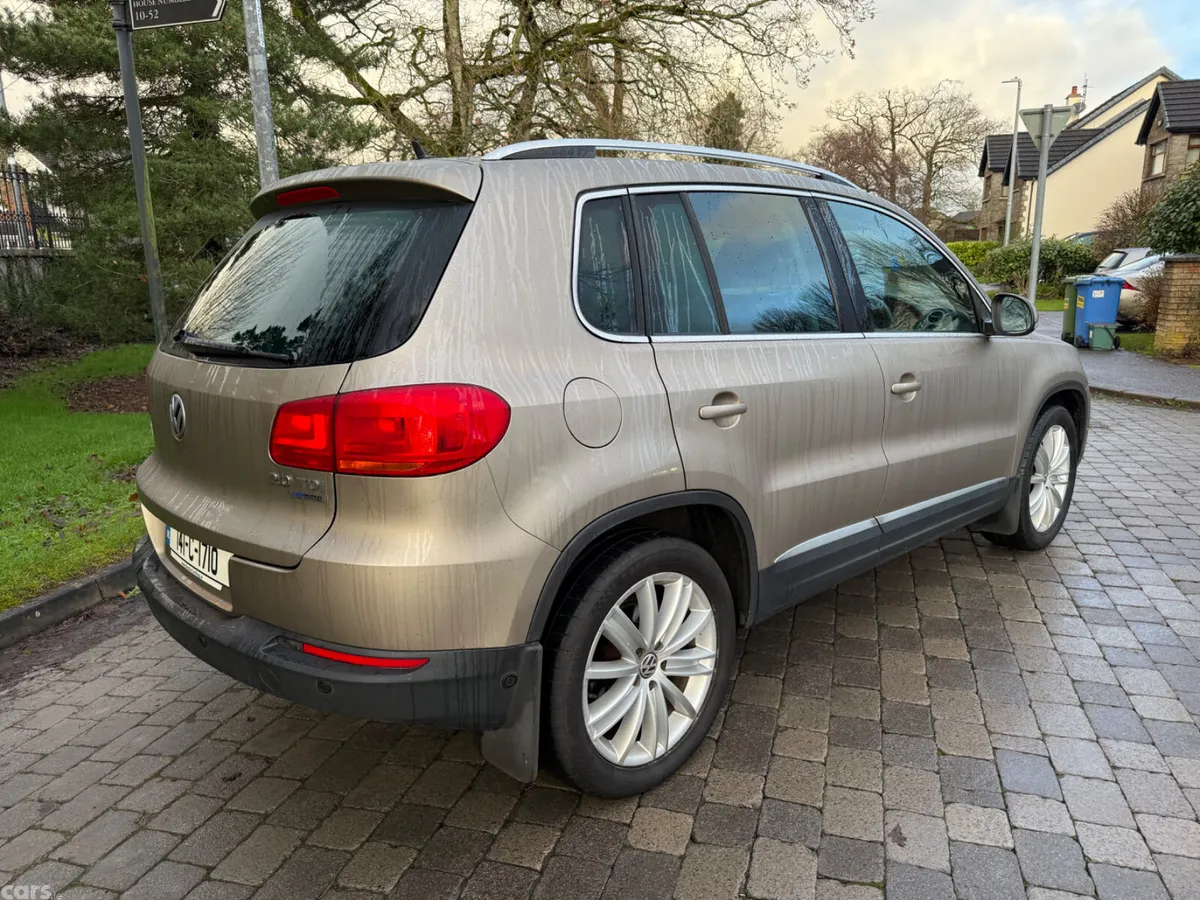Volkswagen Tiguan SUV, Diesel, 2014, Brown