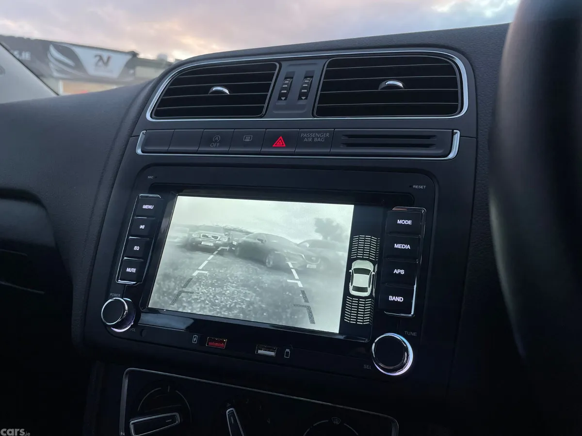 Volkswagen Polo Hatchback, Petrol, 2015, Red