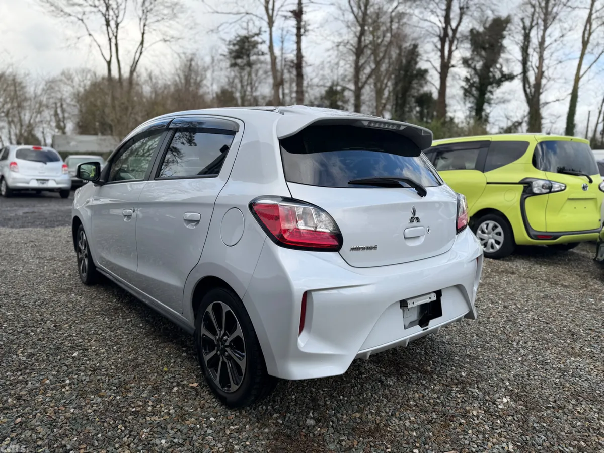 Mitsubishi Mirage Hatchback, Petrol, 2020, White