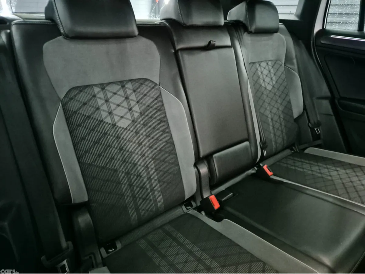 Volkswagen Tiguan Estate, Diesel, 2021, Grey