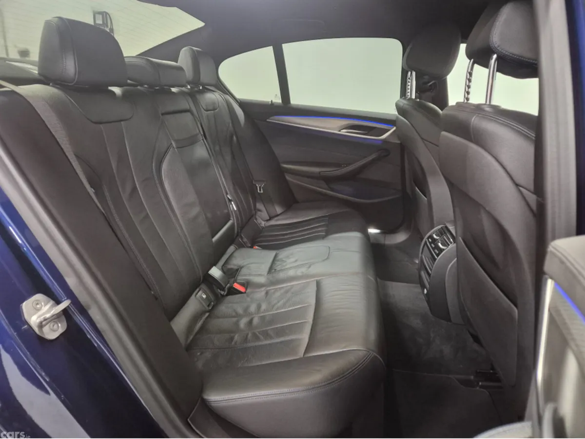 BMW 5-Series Saloon, Petrol Plug-in Hybrid, 2017, Blue