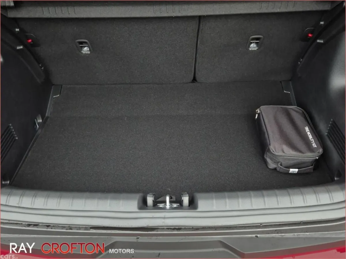 Kia Stonic MPV, Petrol, 2026, Red