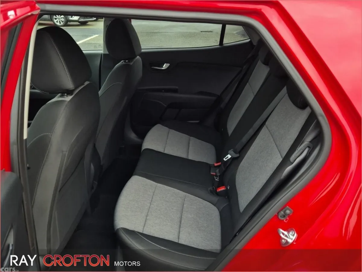 Kia Stonic MPV, Petrol, 2026, Red
