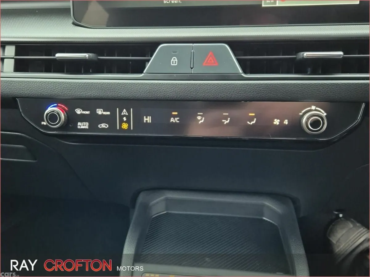 Kia Stonic MPV, Petrol, 2026, Red