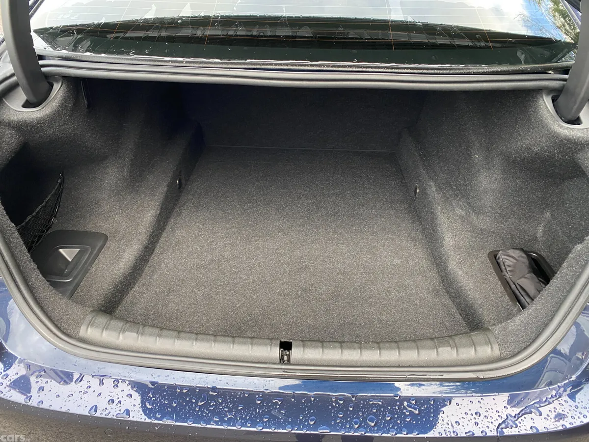 BMW 5-Series Saloon, Diesel, 2019, Blue