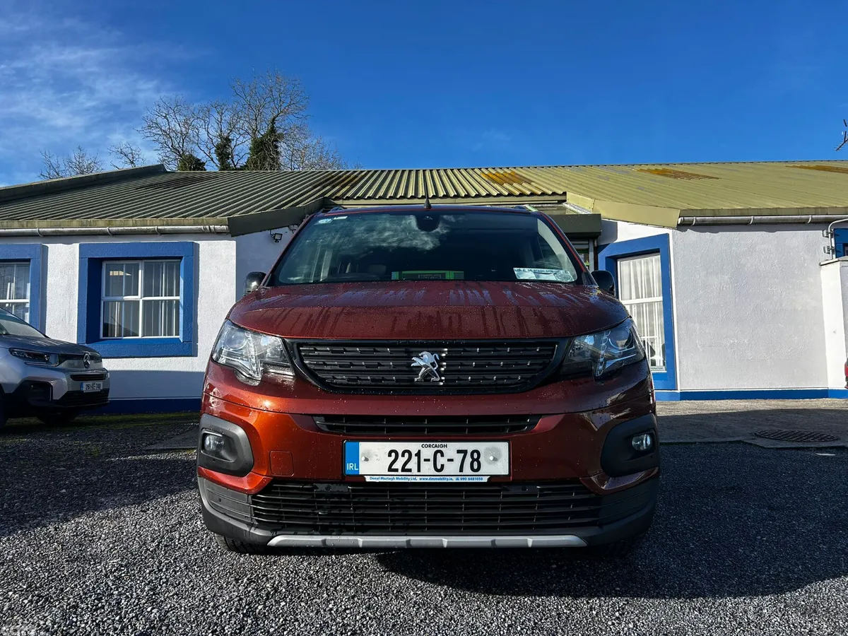 Peugeot Rifter MPV, Diesel, 2022, Brown