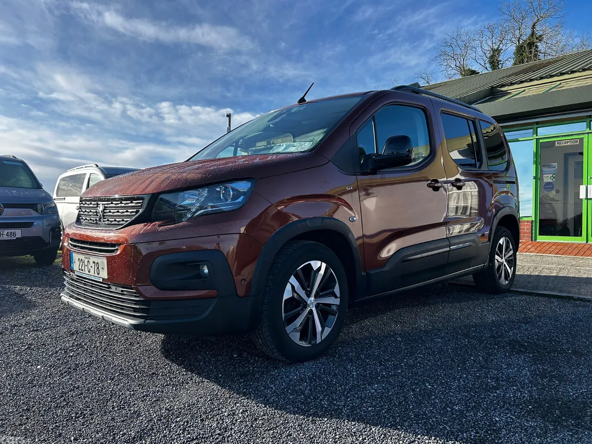Peugeot Rifter MPV, Diesel, 2022, Brown