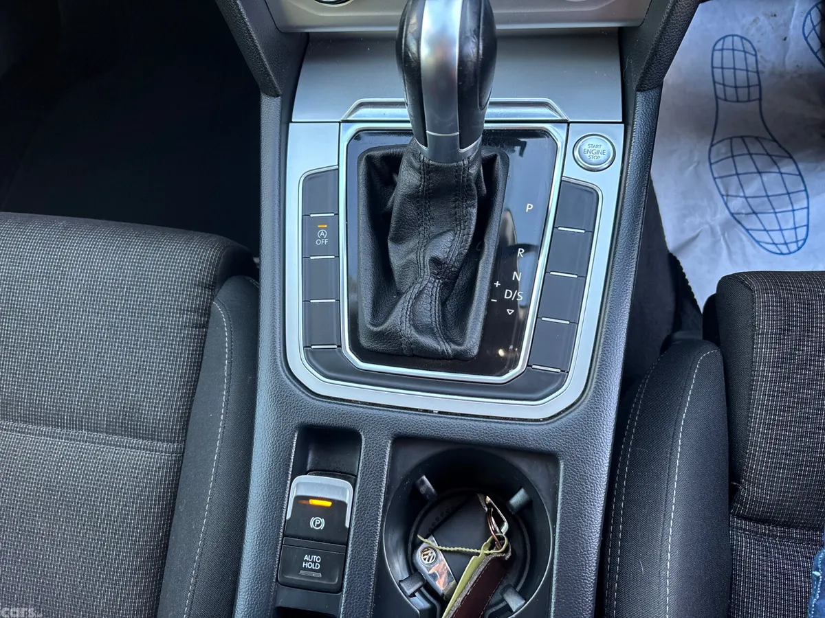 Volkswagen Passat Estate, Petrol, 2015, Grey
