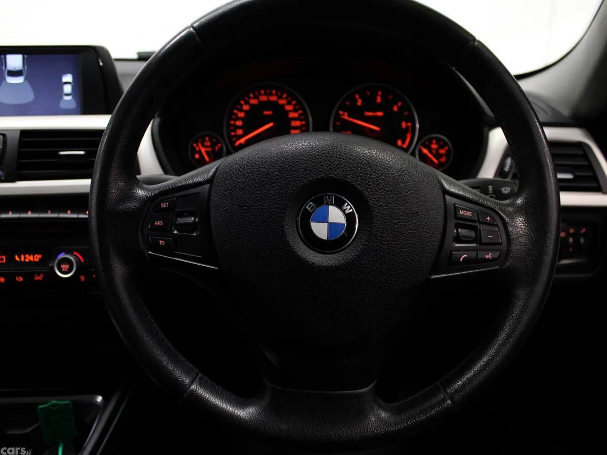 BMW 3-Series Saloon, Diesel, 2014, Silver