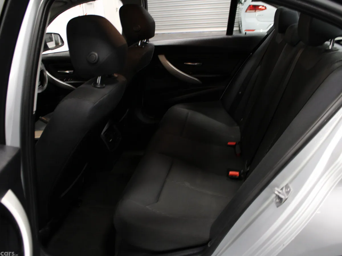 BMW 3-Series Saloon, Diesel, 2014, Silver
