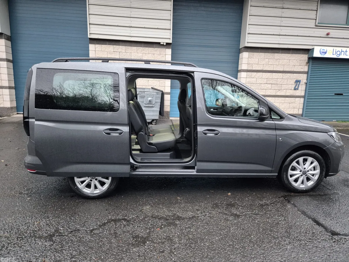 Volkswagen Caddy MPV, Petrol Plug-in Hybrid, 2026, Grey