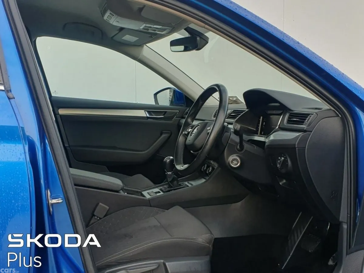 Skoda Superb Saloon, Diesel, 2024, Blue