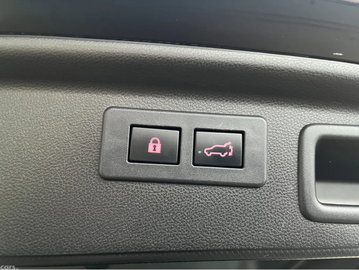 Subaru Forester SUV, Petrol Hybrid, 2019, Black