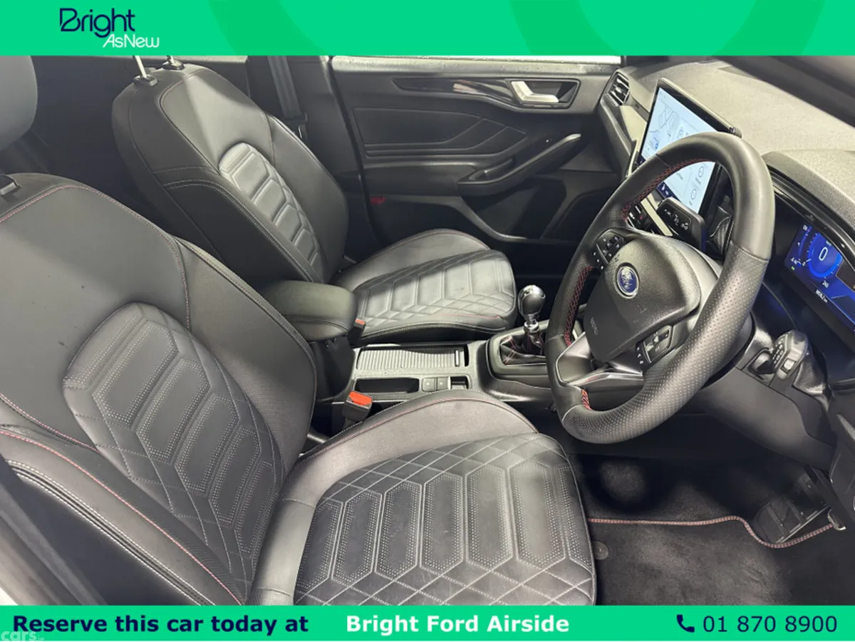 Ford Focus Hatchback, Petrol Hybrid, 2023, Grey