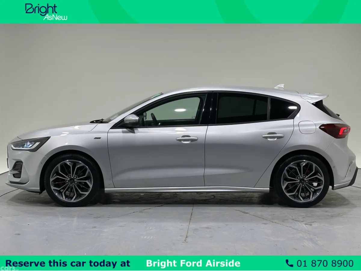 Ford Focus Hatchback, Petrol Hybrid, 2023, Grey