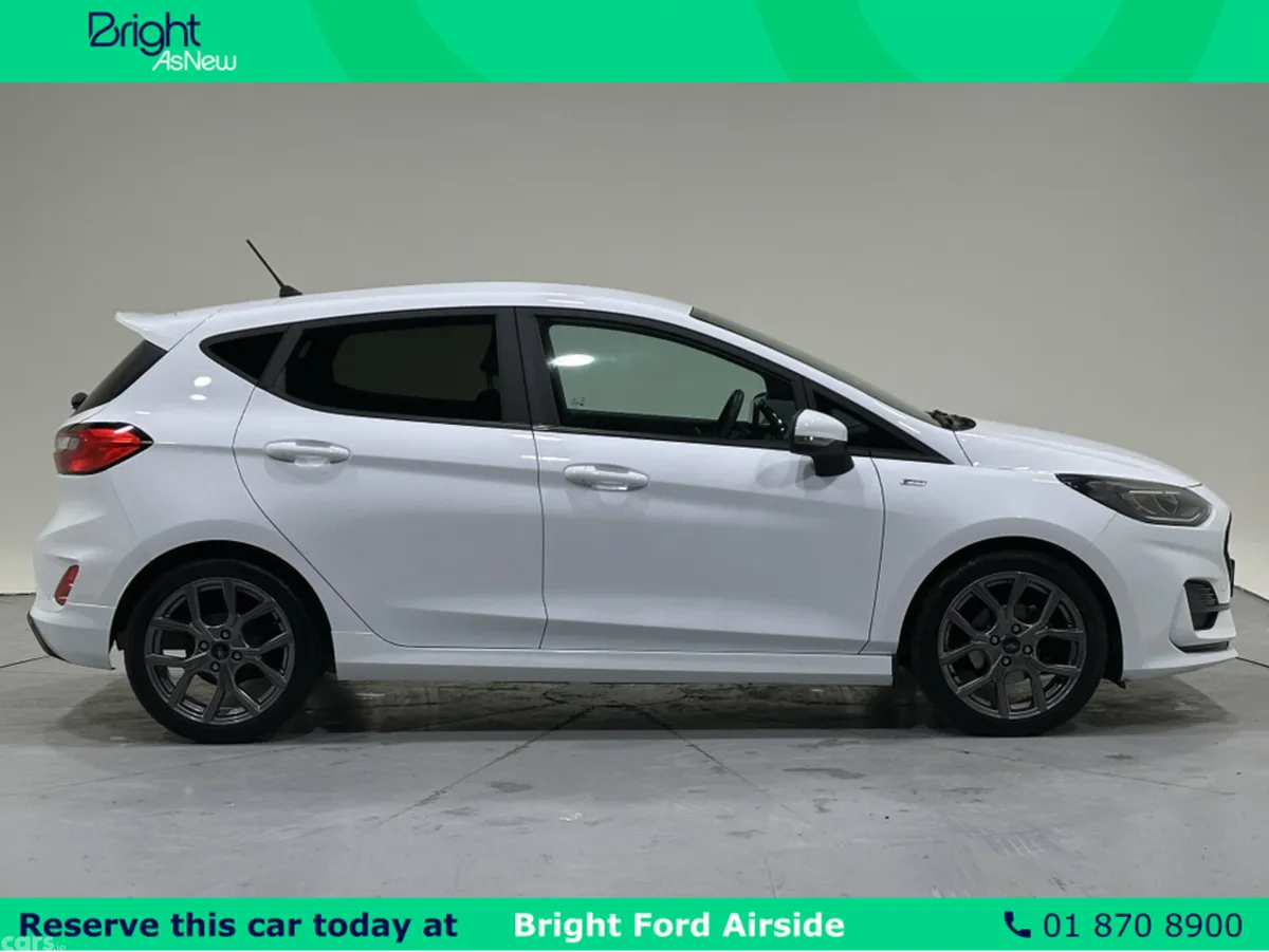 Ford Fiesta Hatchback, Petrol, 2023, White